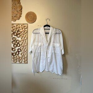 Vintage medium cotton lace collar blouse